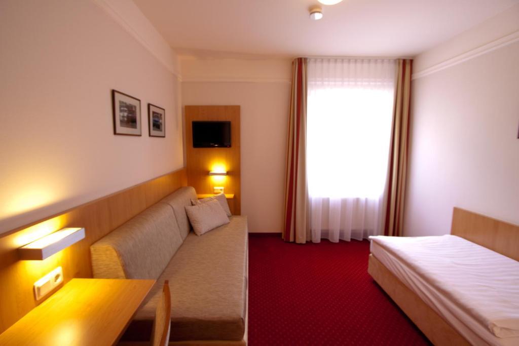 Hotel Jacobsberg Oschersleben Camera foto
